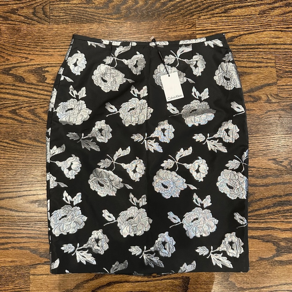 NWT Calvin Klein Midi Pencil Skirt with Flower design